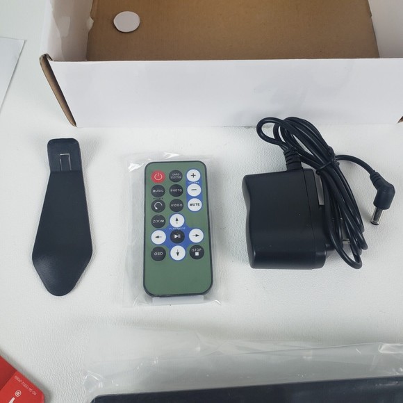 View Line 7" Digital Picture Frame DPF7 - Picture 7 of 7